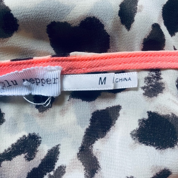 Women’s Medium Tank Top Blu Pepper Animal Print Sheer Embroidery Multicolored - Picture 9 of 11